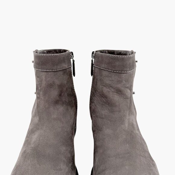 Chanel Turnlock CC Ankle Boots EU 39 US 8-8.5 Gray Suede Low Block Heel Bootie - Picture 4 of 15